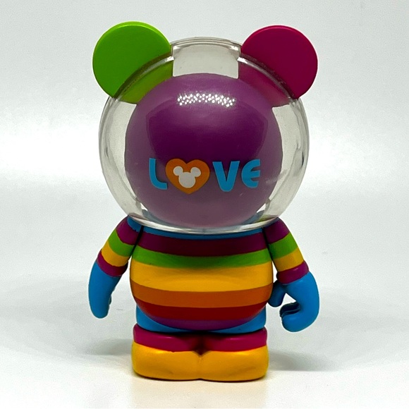 Disney Vinylmation Mickey Mouse "Love Mickey" 3 inch figurine (rare) - Picture 2 of 2